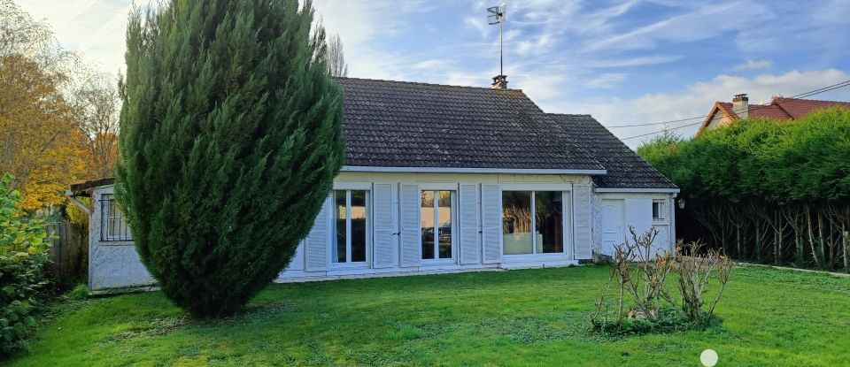 Maison 5 pièces de 110 m² à Cherisy (28500)