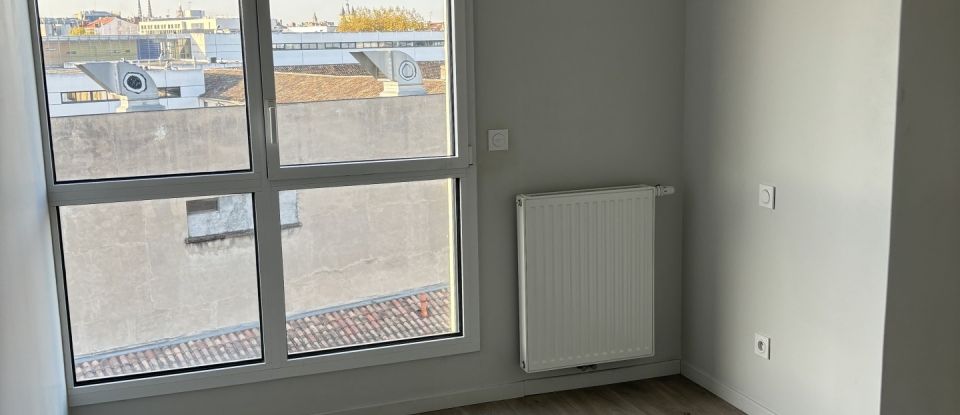 Appartement 4 pièces de 90 m² à Bordeaux (33800)