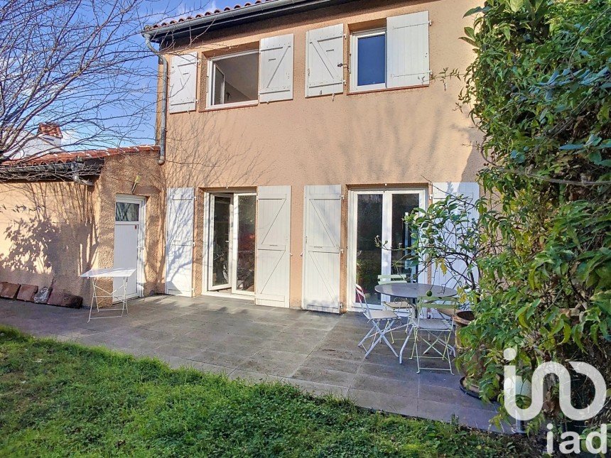 House 5 rooms of 103 m² in Toulouse (31500)