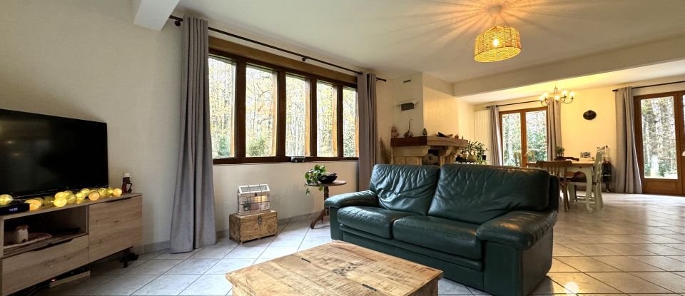 Maison 6 pièces de 182 m² à Nogent-le-Roi (28210)