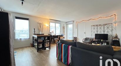 Appartement 3 pièces de 53 m² à Sainte-Geneviève-des-Bois (91700)