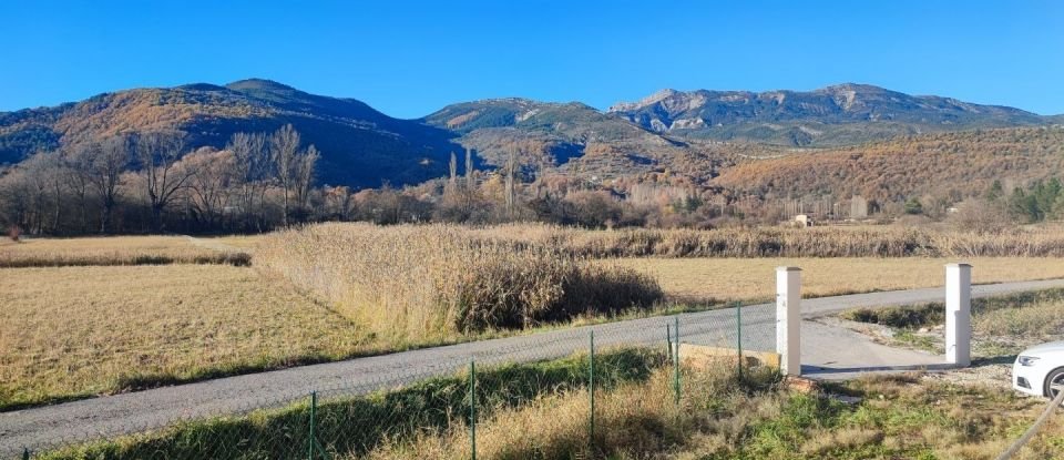 Maison 4 pièces de 102 m² à Castellane (04120)