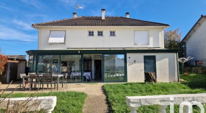 Maison traditionnelle 6 pièces de 148 m² à Chasseneuil-du-Poitou (86360)