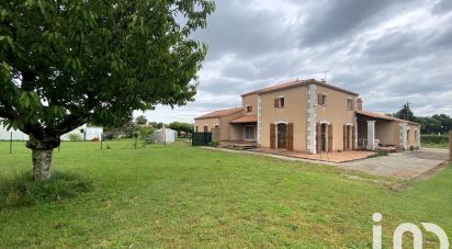 Maison traditionnelle 5 pièces de 153 m² à Saint-Yrieix-sur-Charente (16710)