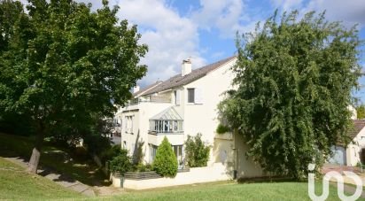 Duplex 3 rooms of 91 m² in Vienne (38200)