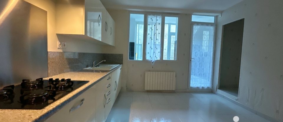 Maison 4 pièces de 110 m² à Castelsarrasin (82100)