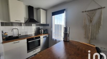 Appartement 3 pièces de 53 m² à Sainte-Geneviève-des-Bois (91700)