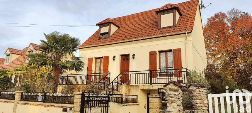 Maison traditionnelle 6 pièces de 113 m² à Quincy-Voisins (77860)