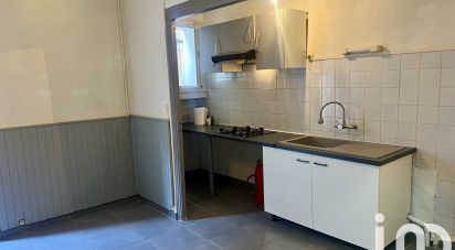 Maison 5 pièces de 75 m² à Barbentane (13570)