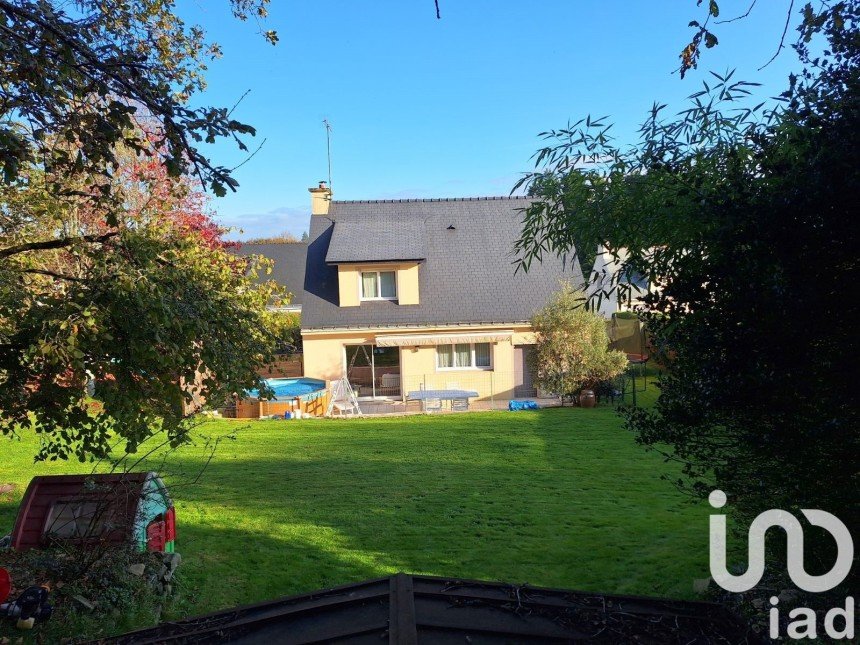 Maison traditionnelle 4 pièces de 100 m² à Lanvaudan (56240)