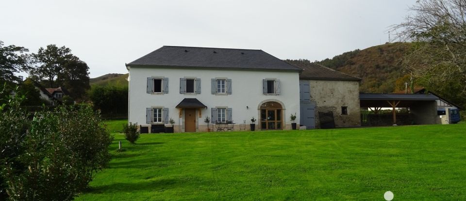 House 6 rooms of 203 m² in Mauléon-Licharre (64130)