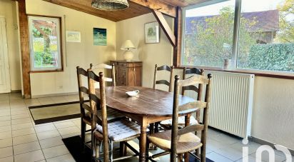 Country house 4 rooms of 102 m² in Louchats (33125)