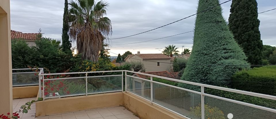 Maison 7 pièces de 230 m² à Cagnes-sur-Mer (06800)