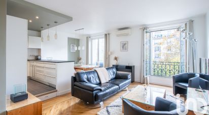 Appartement 3 pièces de 65 m² à Paris (75018)