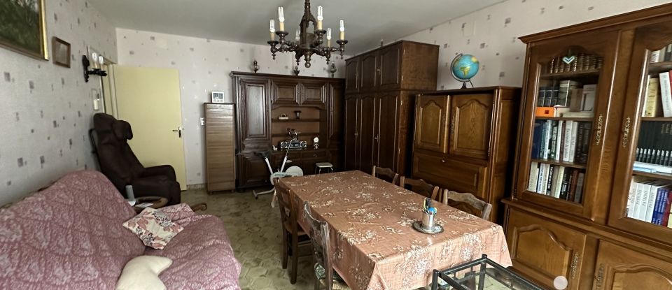 Maison 4 pièces de 180 m² à Mareuil-sur-Arnon (18290)