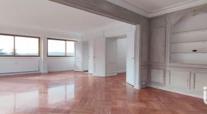 Appartement 4 pièces de 100 m² à Saint-Étienne (42100)