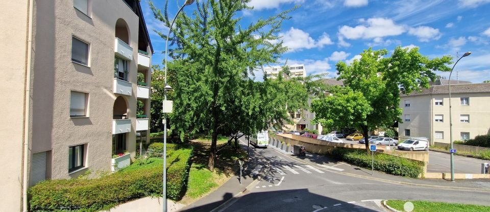 Appartement 2 pièces de 52 m² à Pau (64000)