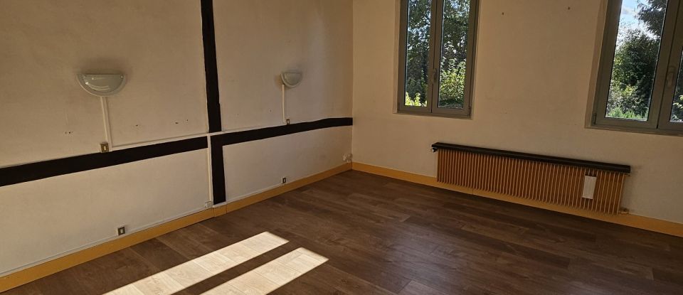 Maison de campagne 5 pièces de 108 m² à Mont-Cauvaire (76690)