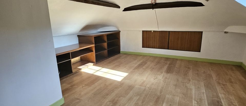 Maison de campagne 5 pièces de 108 m² à Mont-Cauvaire (76690)