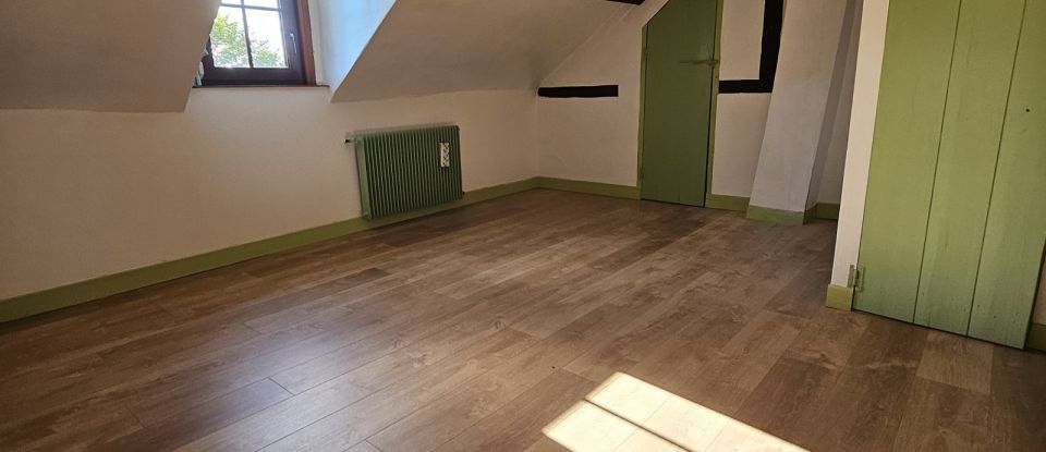 Maison de campagne 5 pièces de 108 m² à Mont-Cauvaire (76690)