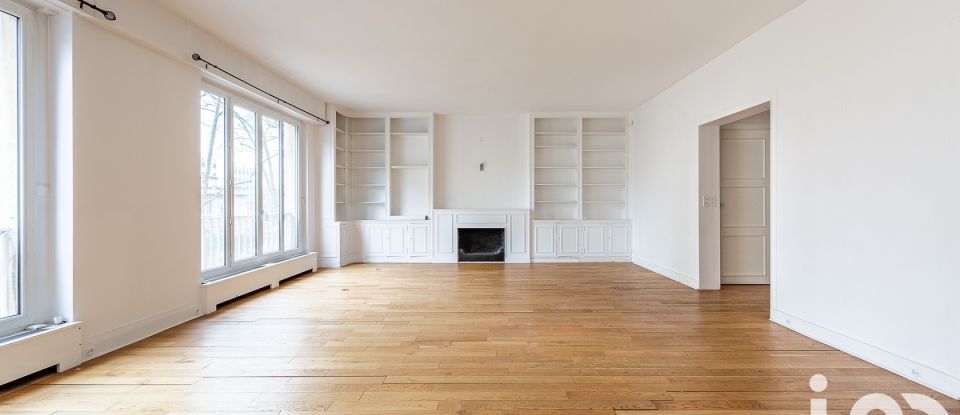 Appartement 5 pièces de 141 m² à Paris (75016)