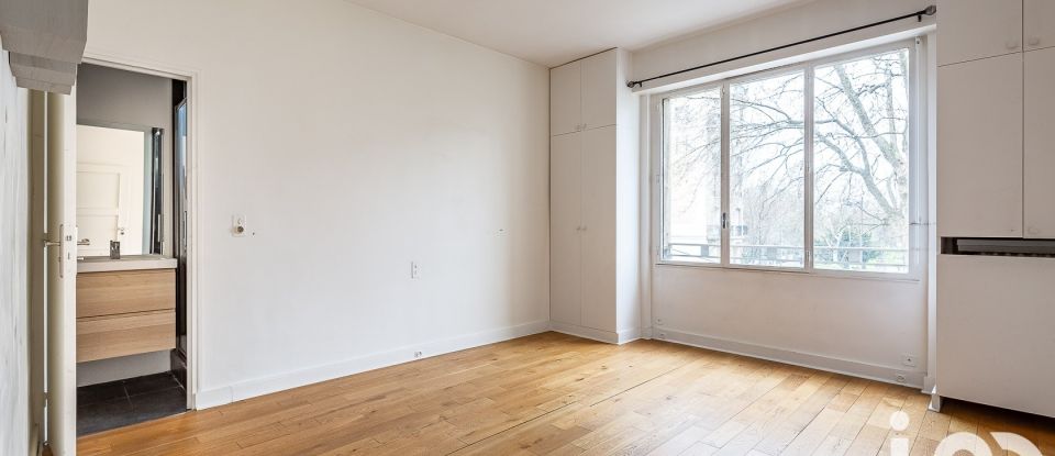 Appartement 5 pièces de 141 m² à Paris (75016)