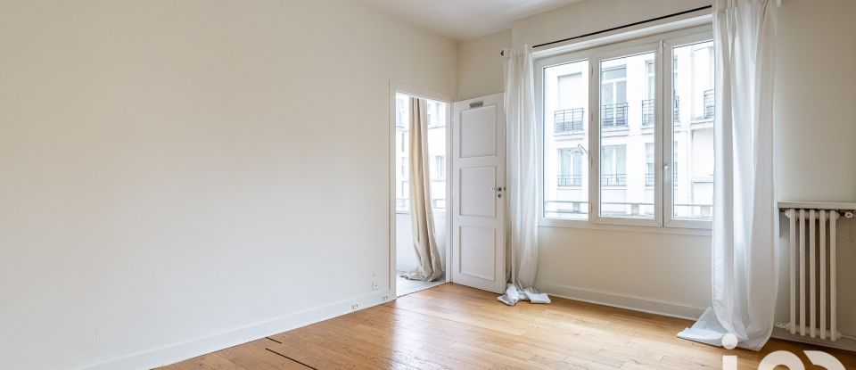 Appartement 5 pièces de 141 m² à Paris (75016)