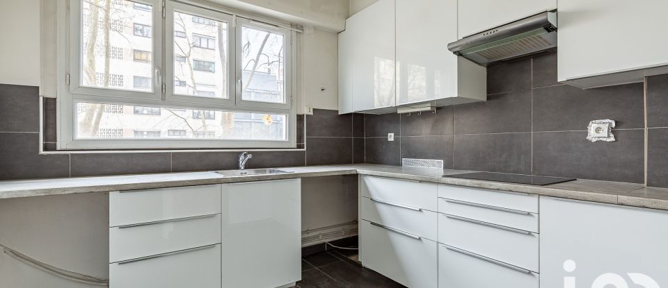 Appartement 5 pièces de 141 m² à Paris (75016)