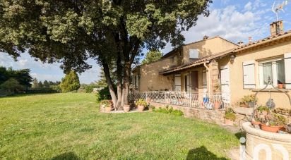 Traditional house 6 rooms of 118 m² in Mondragon (84430)