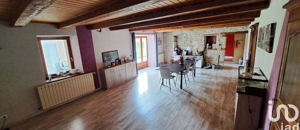 House 10 rooms of 310 m² in Valonne (25190)