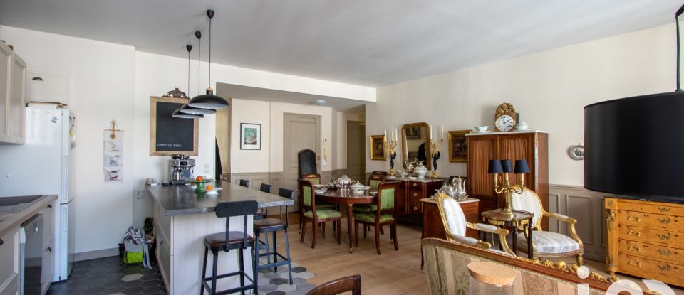 Apartment 5 rooms of 113 m² in Fontainebleau (77300)