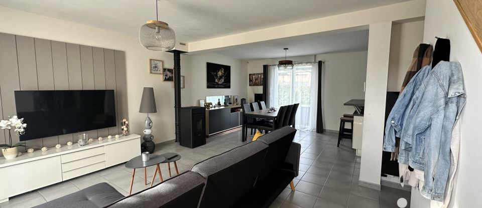 Maison 4 pièces de 90 m² à Pont-de-Ruan (37260)