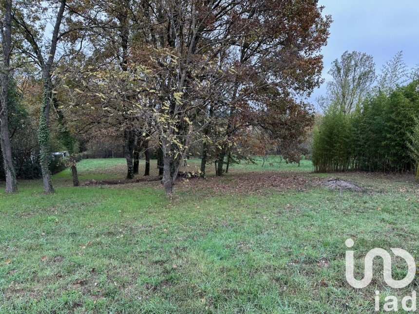 Terrain de 811 m² à Montauban (82000)