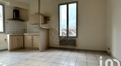 Appartement 2 pièces de 34 m² à Corbeil-Essonnes (91100)