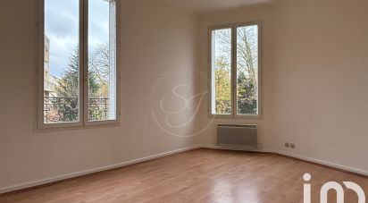 Appartement 2 pièces de 34 m² à Corbeil-Essonnes (91100)