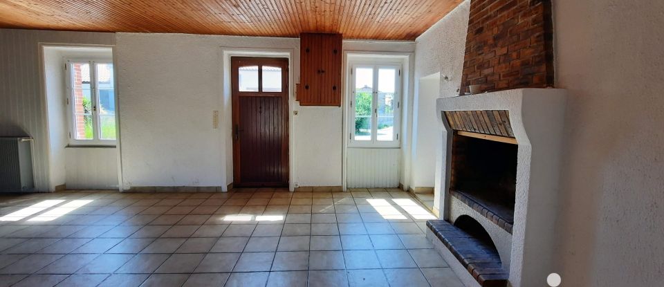 Village house 5 rooms of 98 m² in Saint-Lumine-de-Clisson (44190)