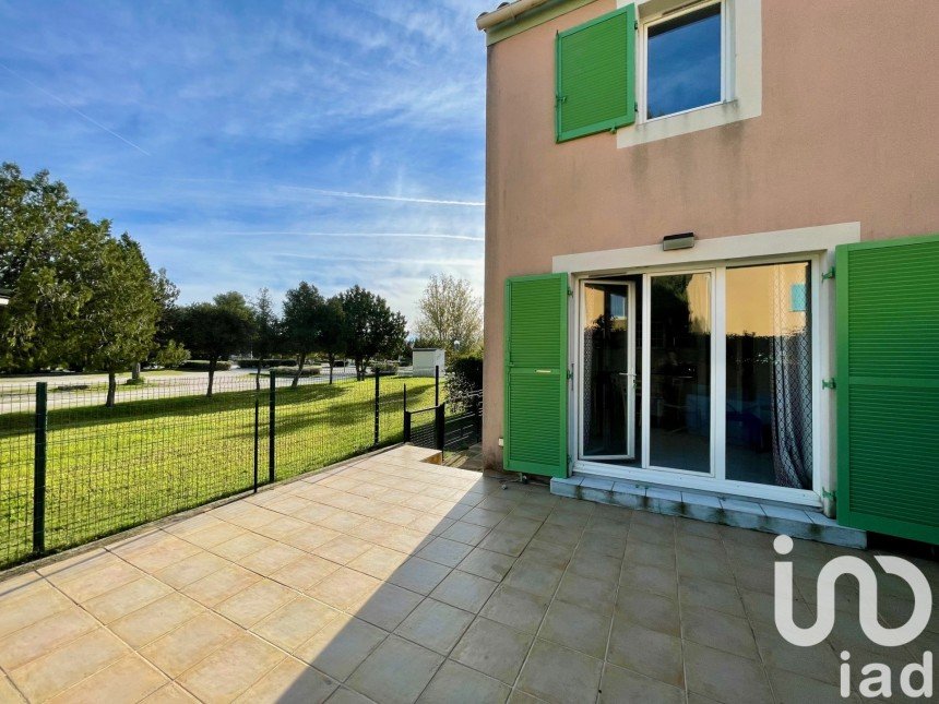 House 3 rooms of 65 m² in La Londe-les-Maures (83250)