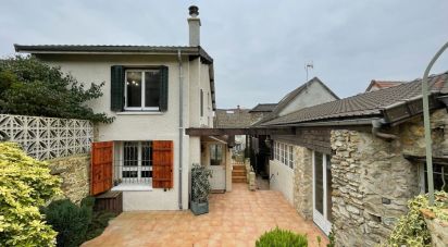 Maison 5 pièces de 194 m² à Montgé-en-Goële (77230)