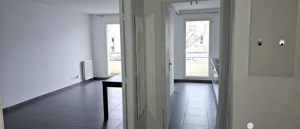 Apartment 2 rooms of 49 m² in Savigny-le-Temple (77176)