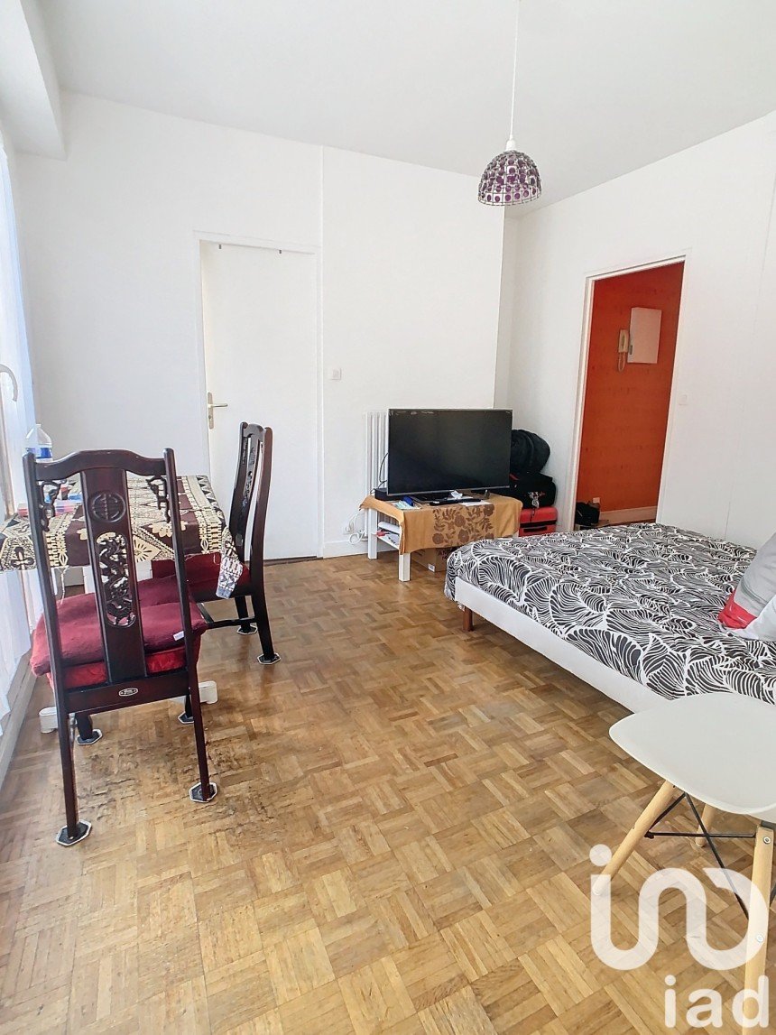 Apartment 2 rooms of 36 m² in Le Mans (72000)