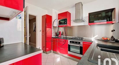 Apartment 4 rooms of 79 m² in La Garde (83130)