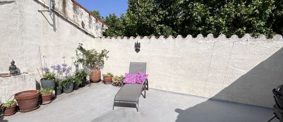 Village house 5 rooms of 115 m² in Azille (11700)