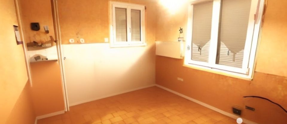 Maison 5 pièces de 45 m² à Lanfains (22800)