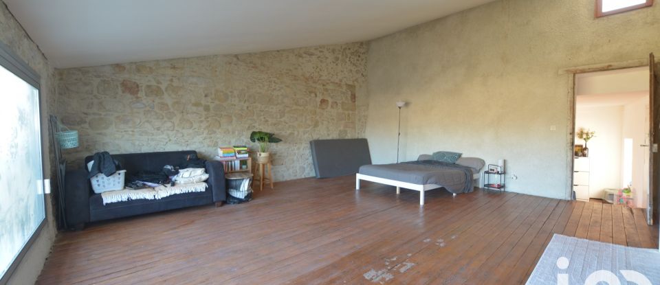 Village house 7 rooms of 216 m² in Azille (11700)