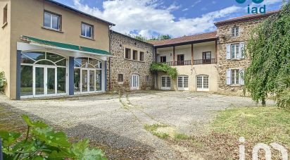 Domaine 10 pièces de 298 m² à Limony (07340)