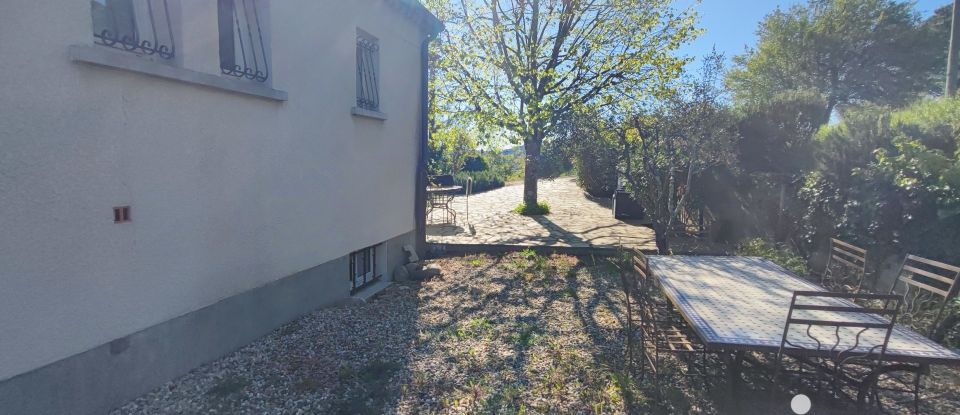 Maison traditionnelle 5 pièces de 132 m² à Lachapelle-sous-Aubenas (07200)