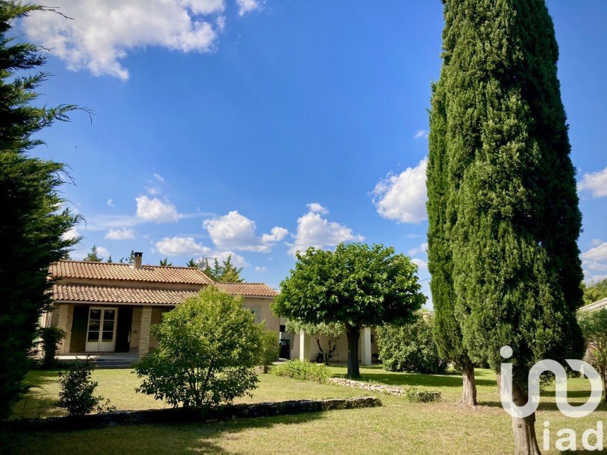 Maison traditionnelle 5 pièces de 120 m² à Velleron (84740)