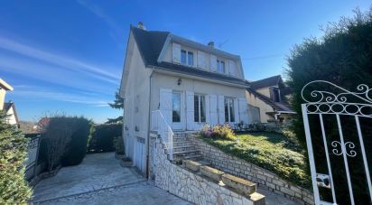 Maison 4 pièces de 83 m² à Coubron (93470)