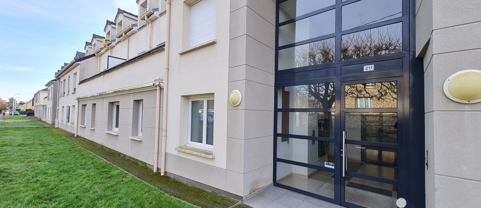 Apartment 3 rooms of 63 m² in Moissy-Cramayel (77550)