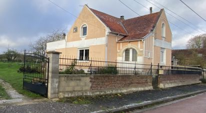 Maison traditionnelle 6 pièces de 125 m² à Mondescourt (60400)